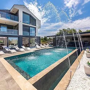 Seaview Apartment Funtana
